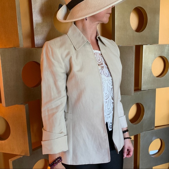 Isabella Demarco Jackets & Blazers - 🛍5for$25 New!!Isabella Demarco! Designer Jacket!
